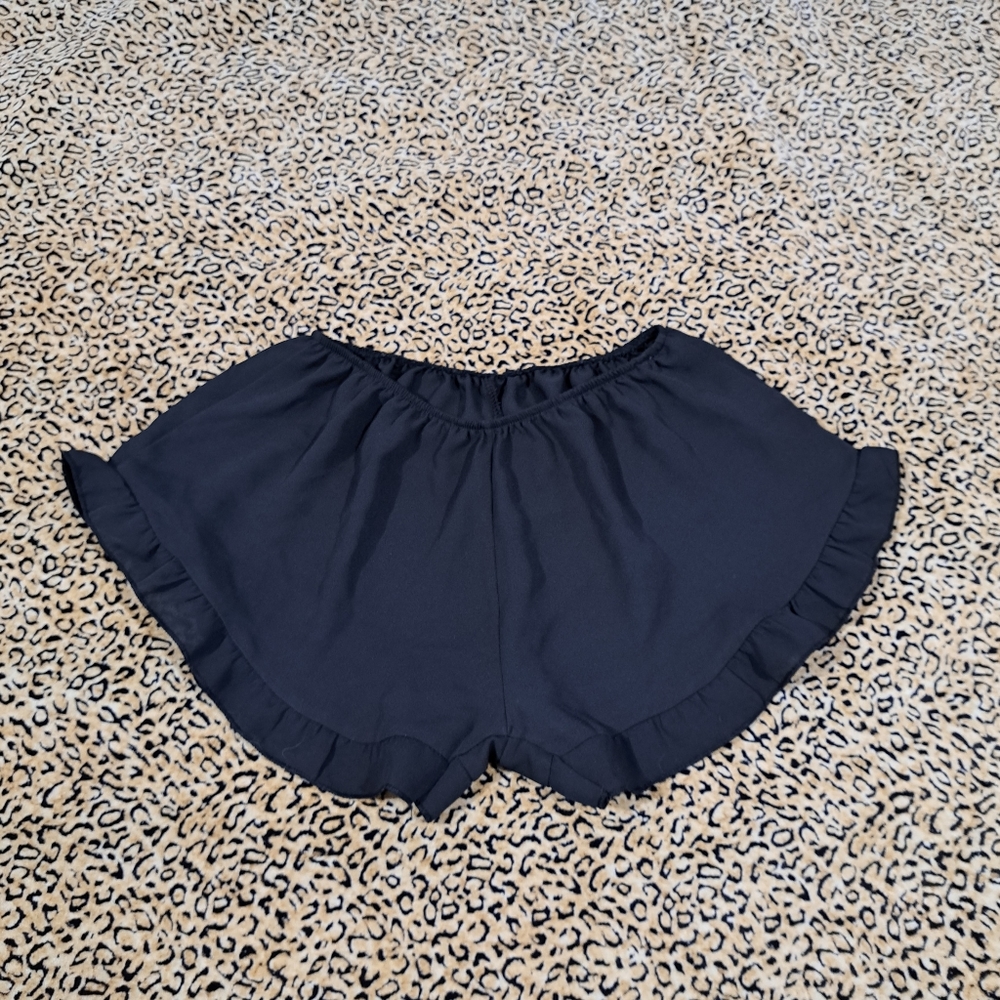 💥3/$25💥SEMI SHEER RUFFLE HEM LOUNGE SHORT